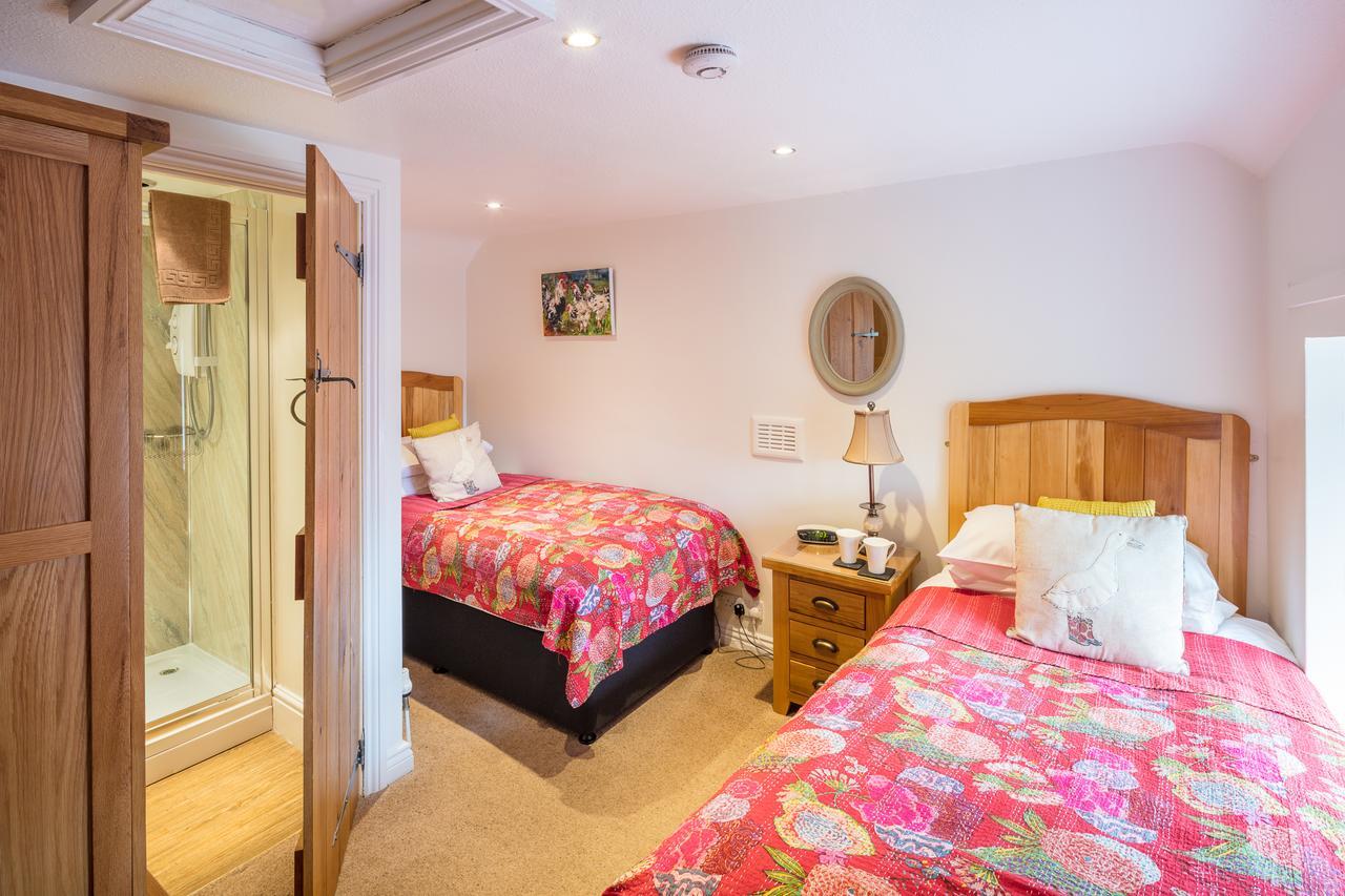 Holly Cottage B&B Pilsley  Ngoại thất bức ảnh